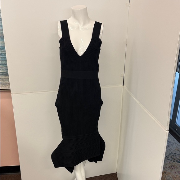 Herve Leger Black Asymmetrical Dress GRO8439473NWT Herve Leger Black Asymmetrical Dress GRO8439473NWT